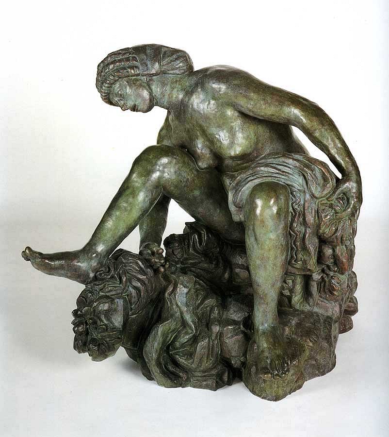 Antoine Bourdelle, Large Crouching Bather (Grande baigneuse accroupie), 1906-1907
40 x 30 1/4 x 45 4/4 in. (101.6 x 76.8 x 116.8 cm)
Seated nude, green patina
BOU-001-SC
